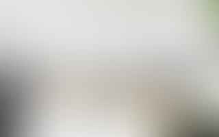 What are the benefits of using an air purifier in bathrooms and kitchens?
